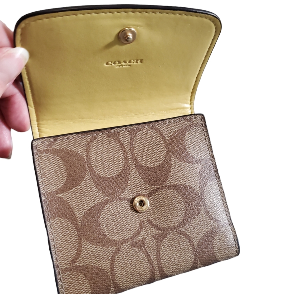 Coach Small Wallet In Signature Canvas & Yellow With Gold Hardware - Picture 3 of 8